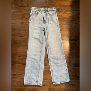 Stradivarius Vintage High-Waisted Wide-Leg Dad Jean